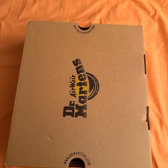 BLAIRE HYDRO LEATHER STRAP SANDALS - Picture 8 of 8